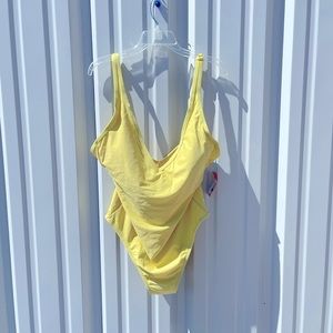 NWOT yellow one piece Kona Sol swimsuit. Size XL AVAILABLE (sku506)